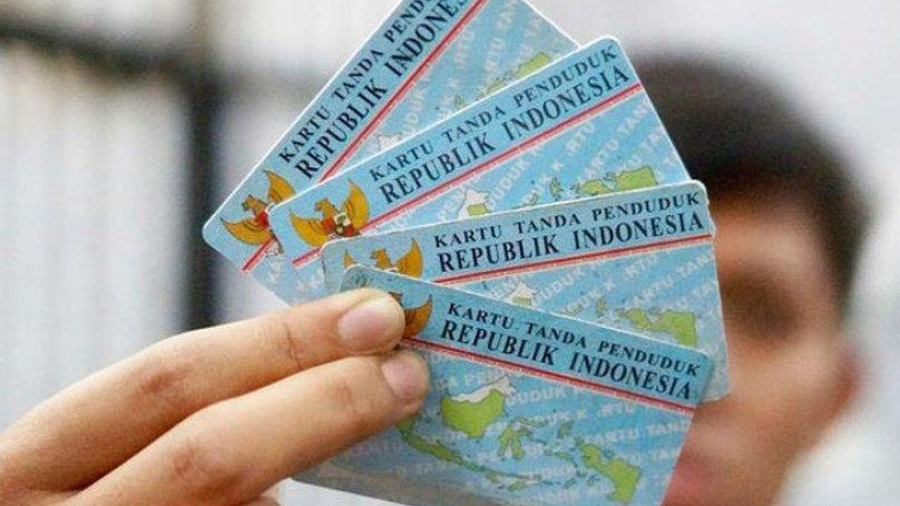 Top 3 News: Respons Mendikdasmen soal Siswa Purwakarta, Dedi Mulyadi Bereaksi PKB Tanpa KTP Berlaku Nasional hingga Denda KTP Hilang
            - galeri foto