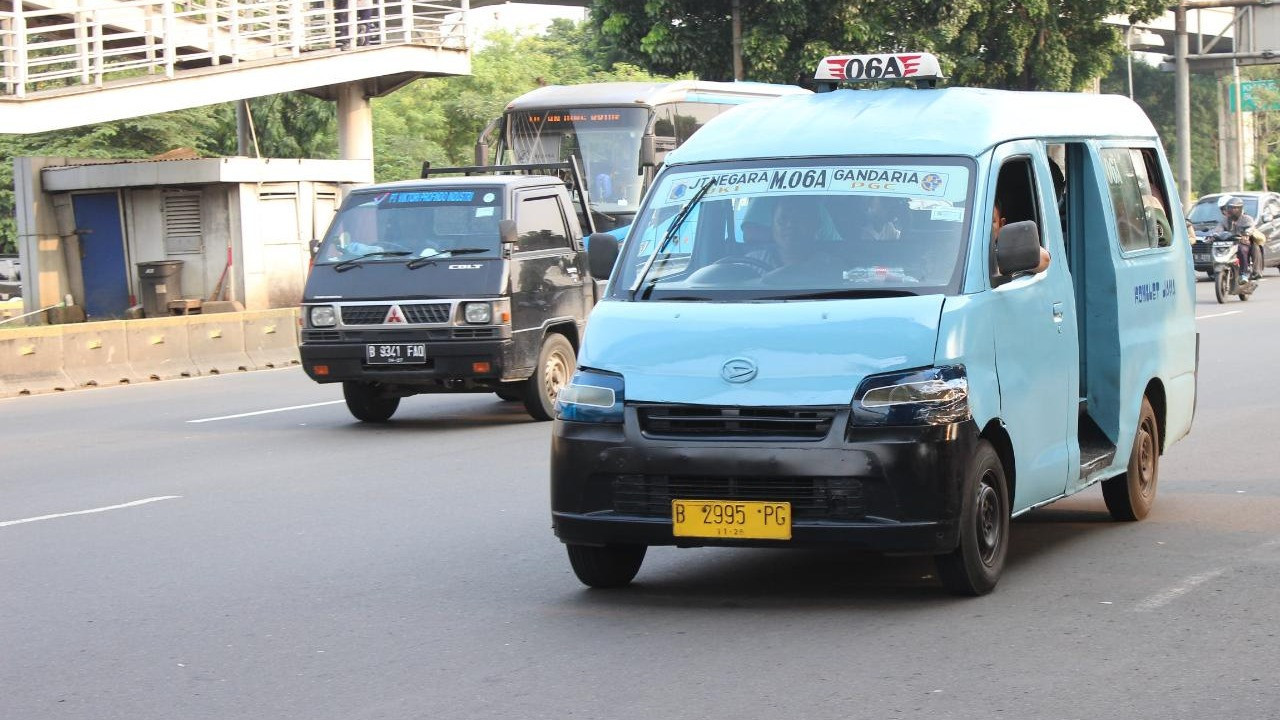 Ilustrasi Angkot