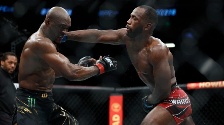Bakal Lawan Islam Makhachev, Kamaru Usman Target Gelar Dua Divisi Sebelum Pensiun dari UFC
            - galeri foto