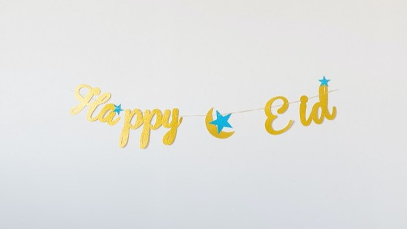 5 Tren Warna Lebaran 2026 yang Diprediksi Bakal Mendominasi Outfit Hari Raya
            - galeri foto