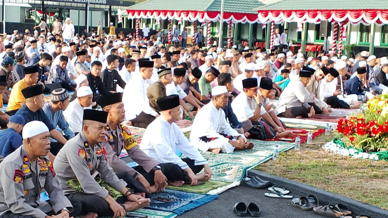 Suasana Shalat Ied di Kota Sibolga.