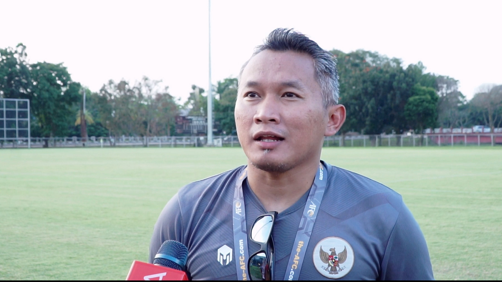Head Coach Timnas Putri U-19 Piala AFF Rudy Eka Priyambada