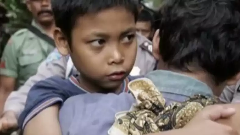 Asal Usul Batu Ajaib Dukun Cilik Ponari, Dulu Sempat Heboh karena Disebut-sebut Bisa Sembuhkan Orang, Padahal...