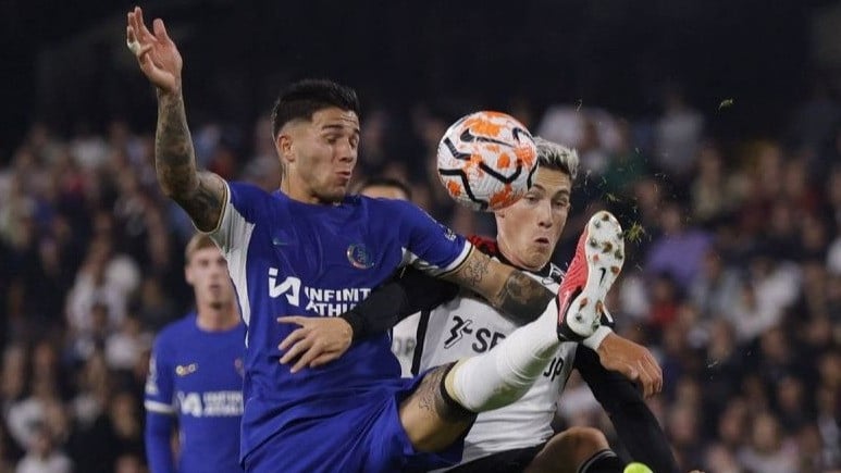 Chelsea Pasang Harga Rp2,8 Triliun untuk Enzo Fernandez, PSG dan Real Madrid Saling Sikut
            - galeri foto