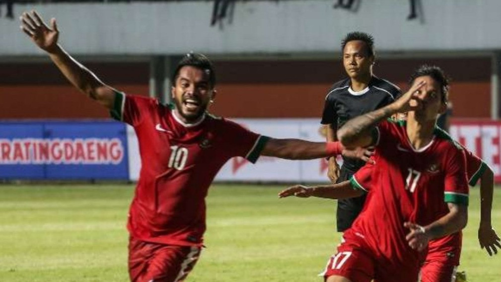 Eks Pemain Persib Ini Pernah Terancam Tercoret dari Timnas Indonesia Gara-gara Hal Sepele, Apa itu?
            - galeri foto