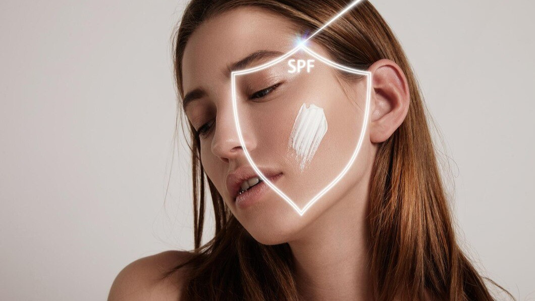 Apakah Musim Hujan Harus Tetap Pakai Sunscreen? Begini Kata Dokter
            - galeri foto