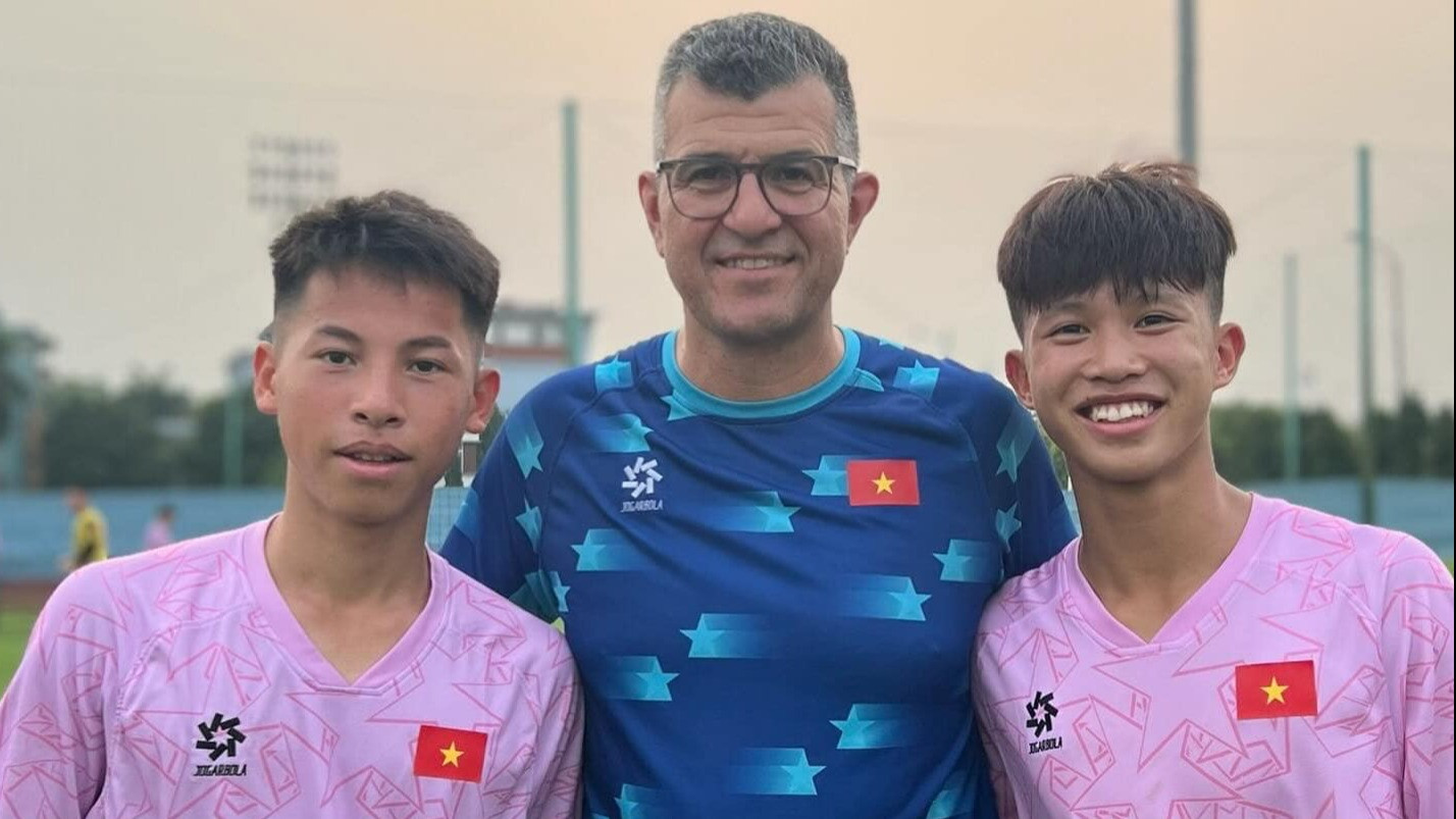 Pelatih Baru Timnas Vietnam U-17, Cristiano Roland