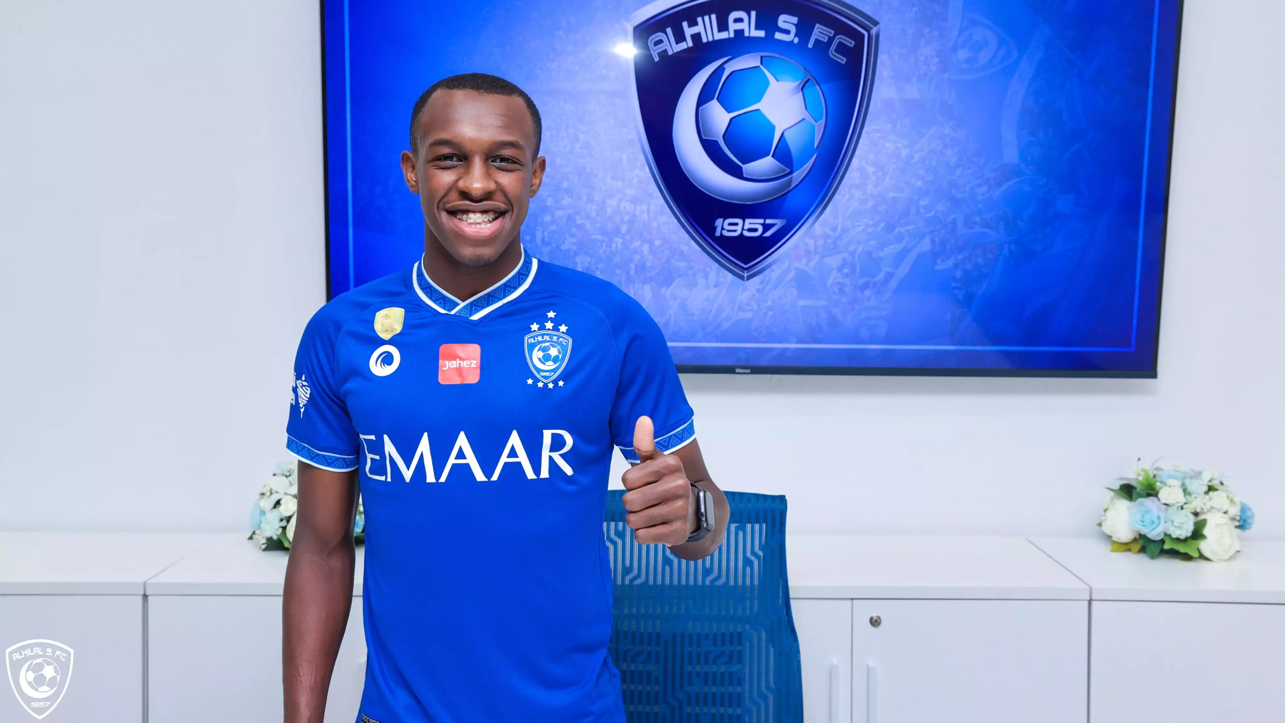 Pemain andalan Timnas Arab Saudi yang menjadi calon lawan Timnas Indonesia yakni Saud Abdulhamid dibidik klub raksasa Liga Italia, AS Roma.