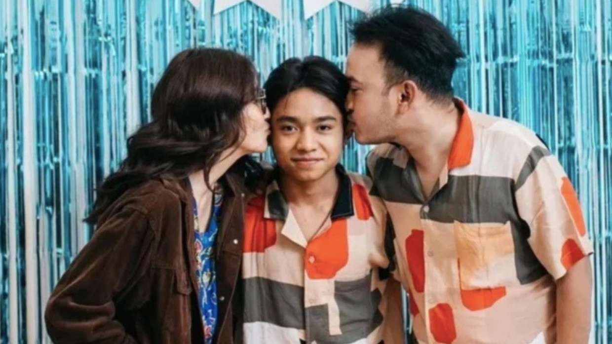 Nyaman Tinggal Bareng Ruben Onsu, Kata Betrand Peto saat Serumah dengan Sarwendah: Lebih Banyak Sendiri
            - galeri foto