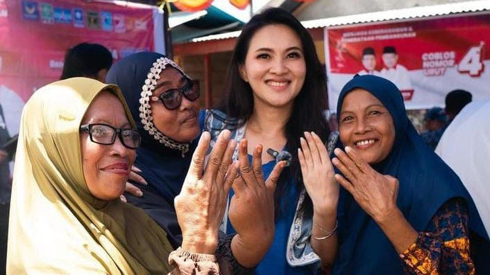 Menggeser Gibran Rakabuming, Wanita ini Muncul Sebagai Sosok Favorit Milenial dan Gen Z Jadi Cawapres 2029
            - galeri foto