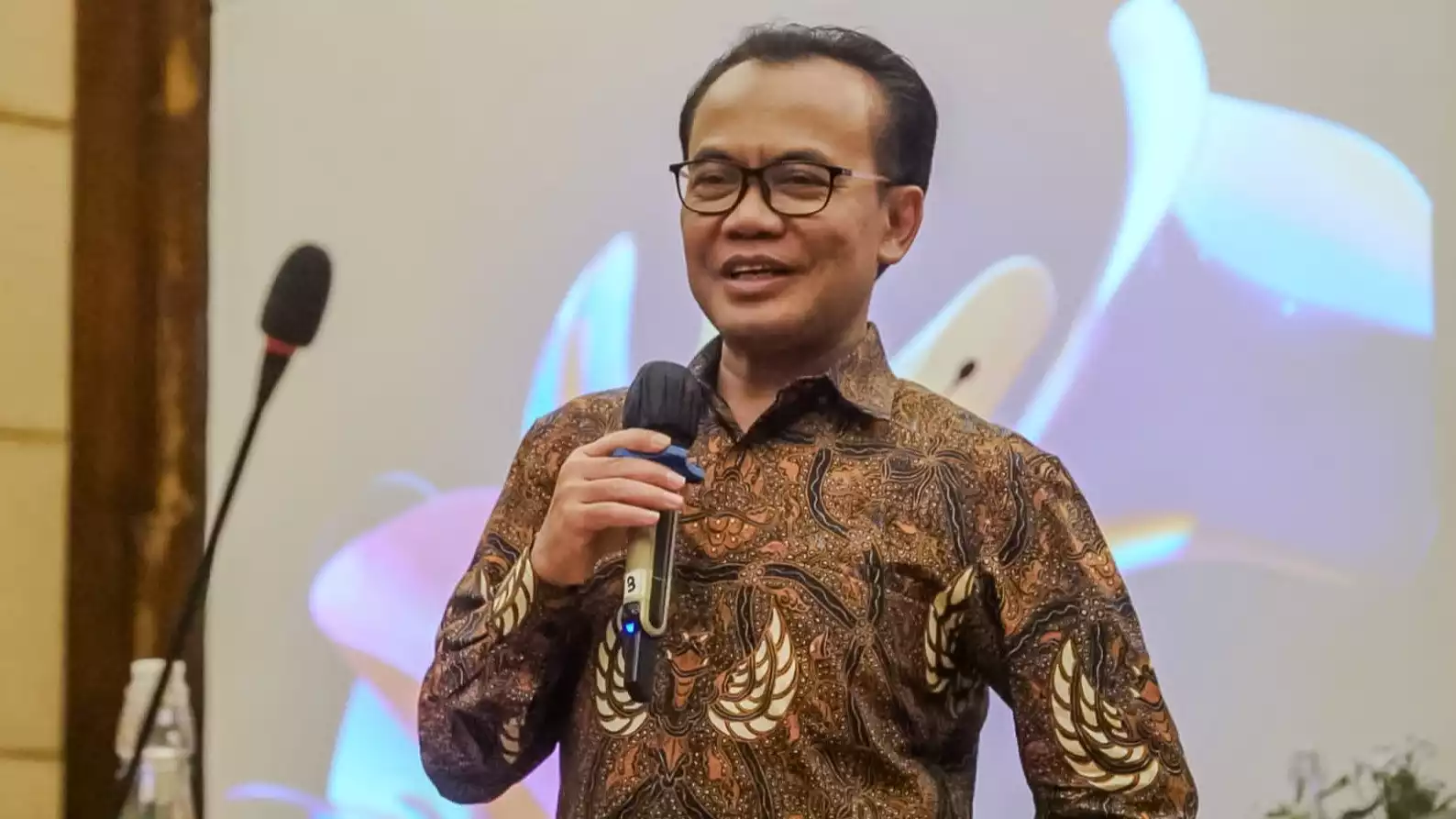 Sekretaris Kementerian Koordinator (Sesmenko) Bidang Perekonomian Republik Indonesia Susiwijono Moegiarso.