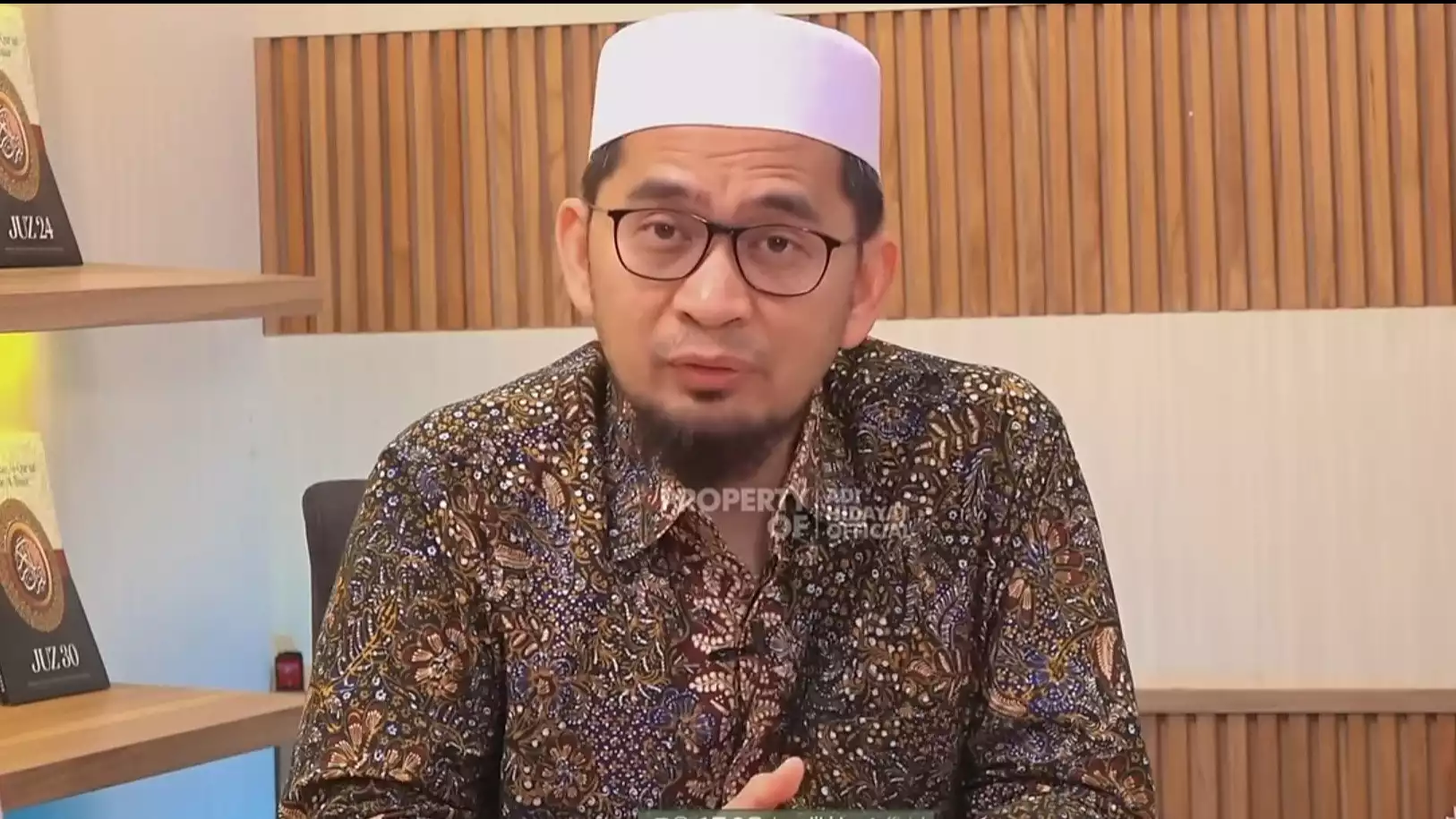 Potret Ustaz Adi Hidayat