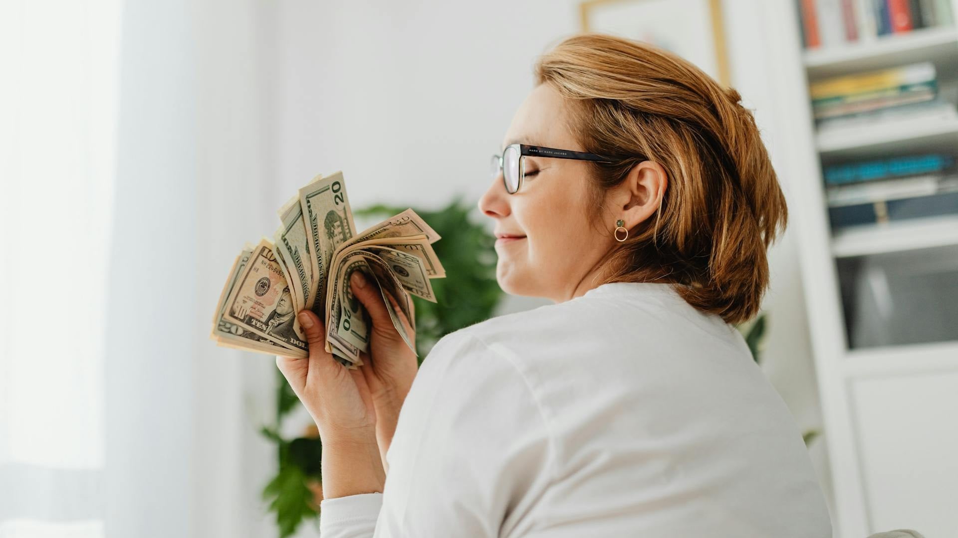 Ilustrasi mendapat uang