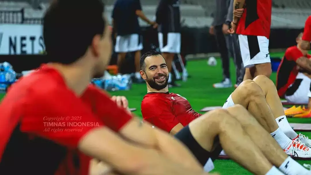 Jordi Amat di Sesi Latihan Perdana Timnas Indonesia Jelang Lawan Australia di Kualifikasi Piala Dunia 2026 zona Asia