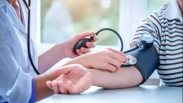 Anda Harus Tahu, Ini Tips Sehat Menghindari Hipertensi, Kolesterol dan Diare saat Lebaran