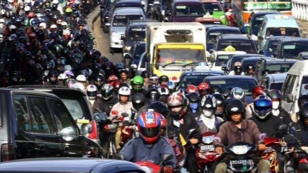 Pemprov Jakarta Minta Warga yang Mudik Lebaran Lapor RT/RW untuk Pengamanan Lingkungan
            - galeri foto