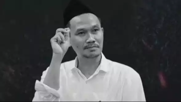 KH Ahmad Bahauddin Nursalim alias Gus Baha