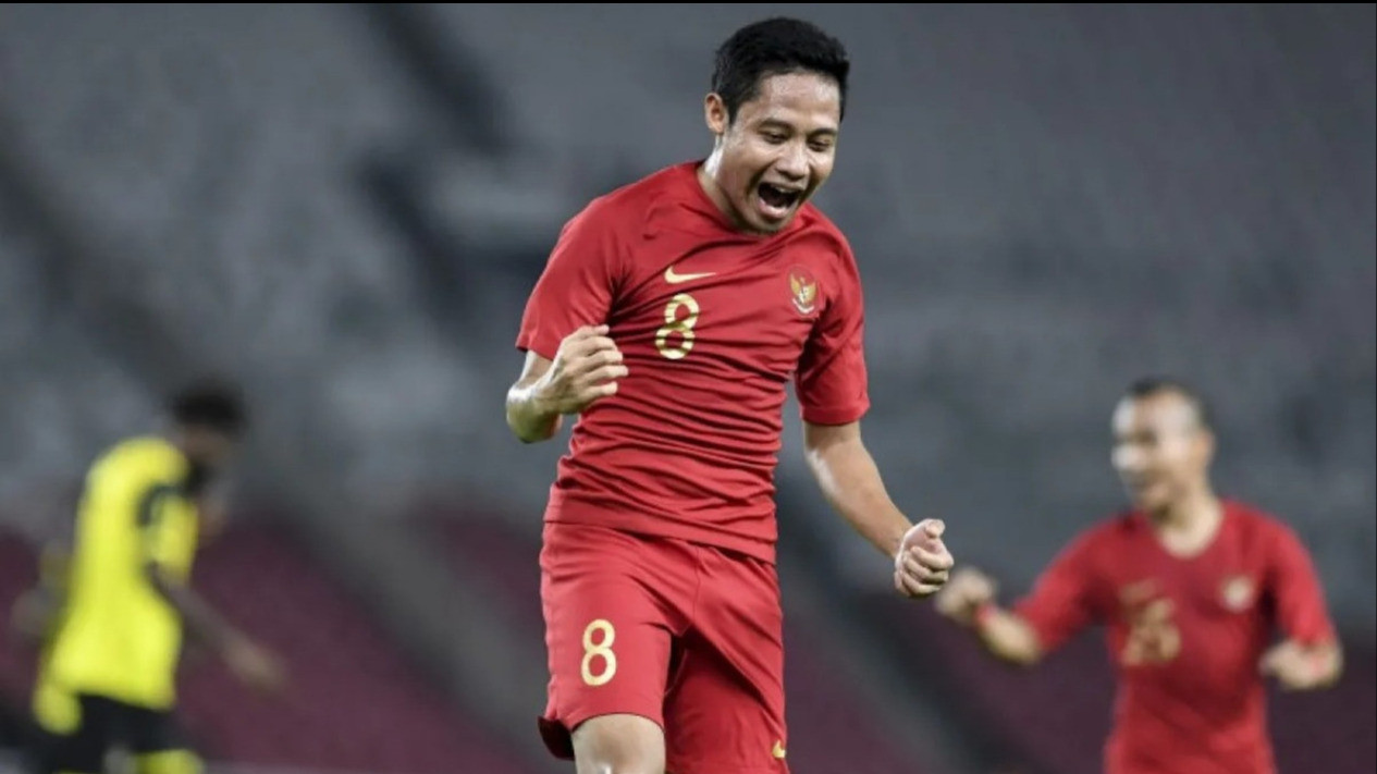 Dulu Sehebat Thom Haye di Timnas Indonesia, Eks Pemain Persija Jakarta Ini Kini Mulai Bangun Generasi Emas Skuad Garuda
            - galeri foto