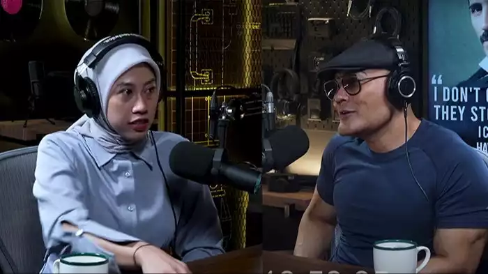 Megawati Hangestri dan Deddy Corbuzier