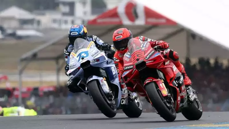 Marc Marquez dan Alex Marquez tampil dominan di Sprint Race MotoGP 2025