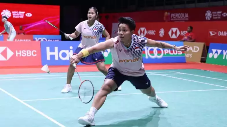 Ganda putri Indonesia, Apriyani Rahayu (kanan)/Febi Setianingrum (kiri)