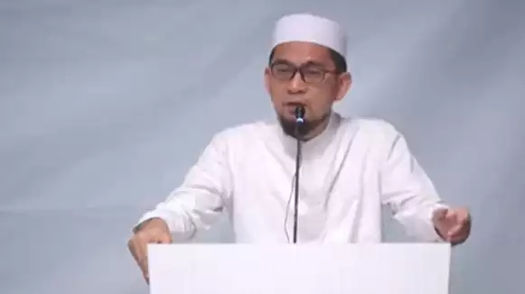 Ustaz Adi Hidayat (UAH)