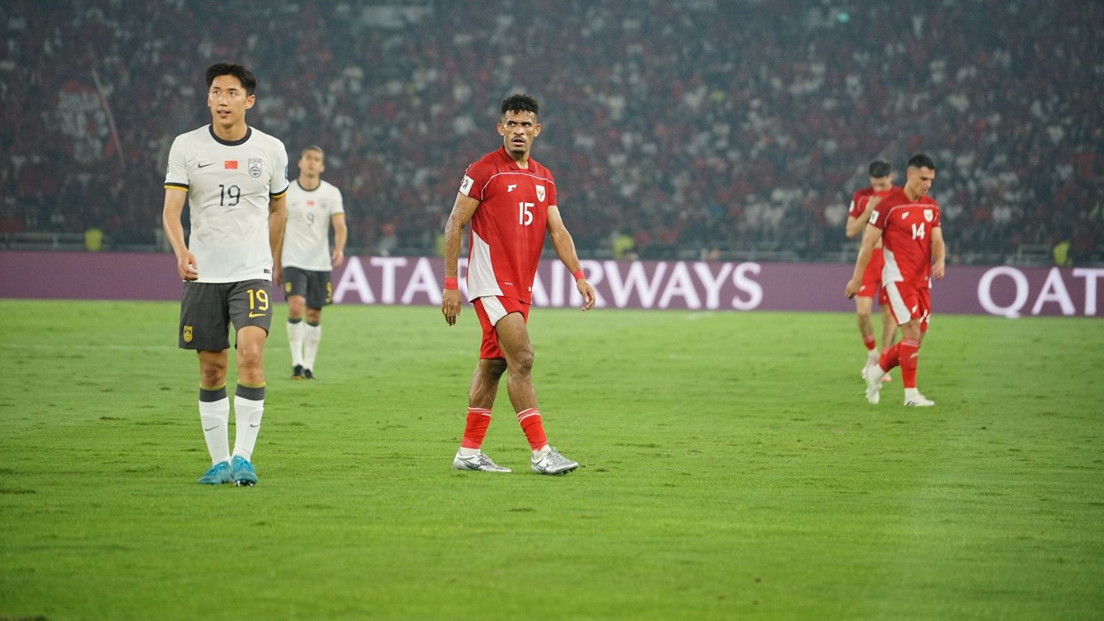 Timnas Indonesia saat melawan China di Jakarta, Kamis (5/6).
