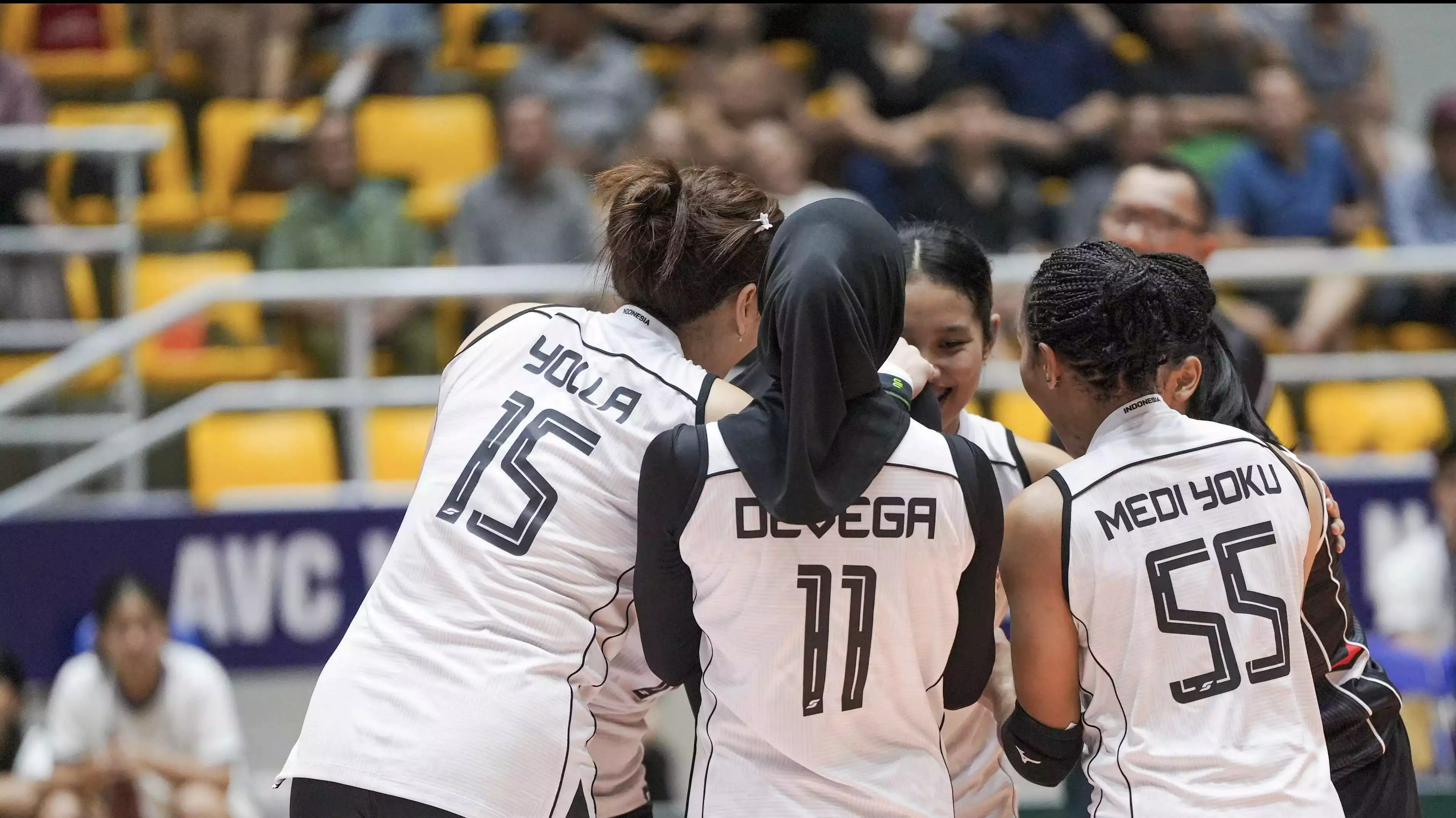 Yolla Yuliana, Ersandrina Devega dan Mediol Yoku di Timnas Voli Putri Indonesia