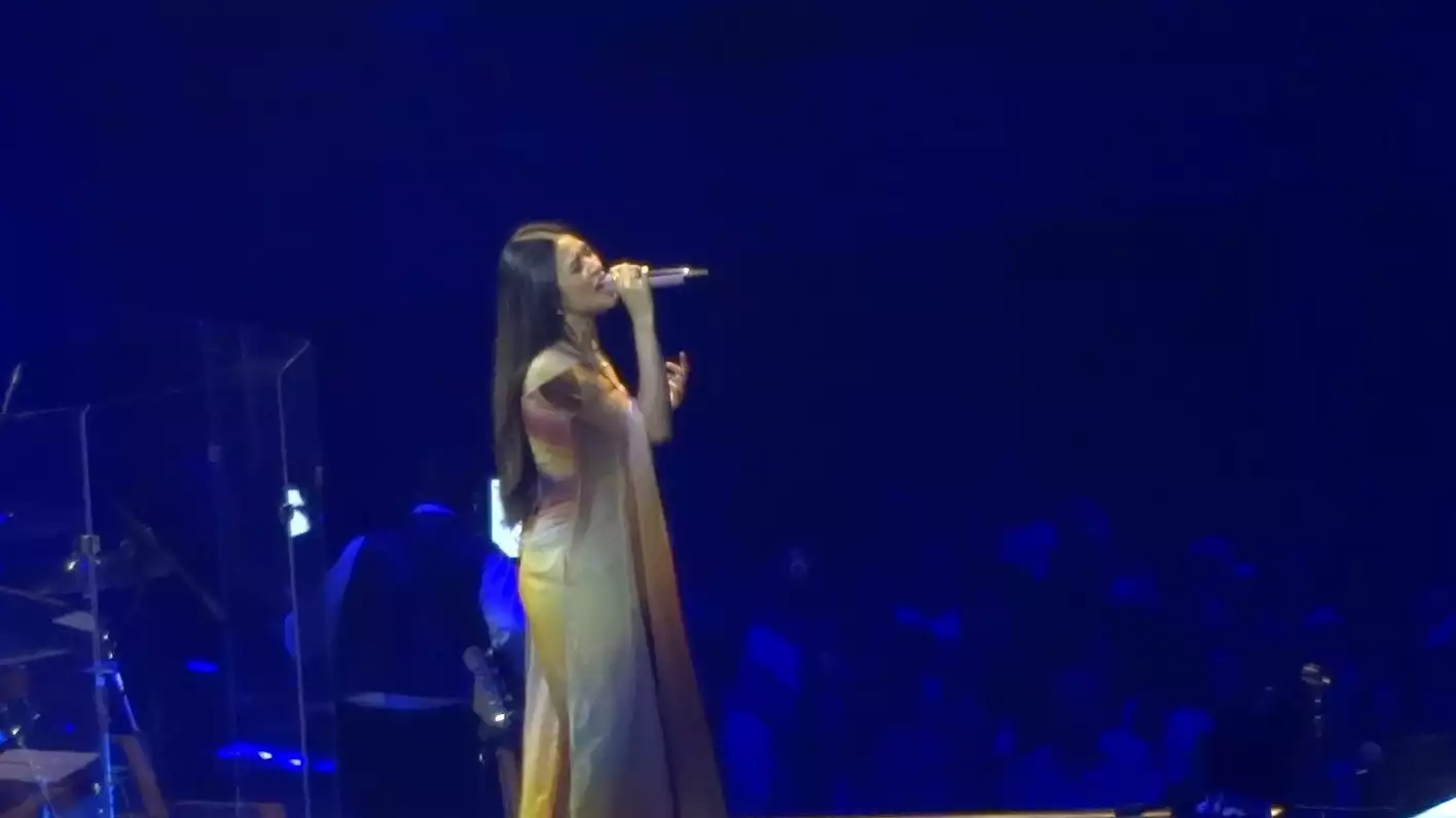 Raisa di Konser Heart & Soul Live in Jakarta 2025 yang digelar di Tennis Indoor Senayan, Jakarta, Rabu (11/6/2025).