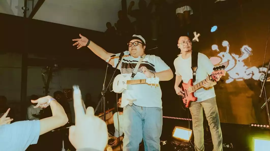 Musisi Gustiwiw meninggal dunia