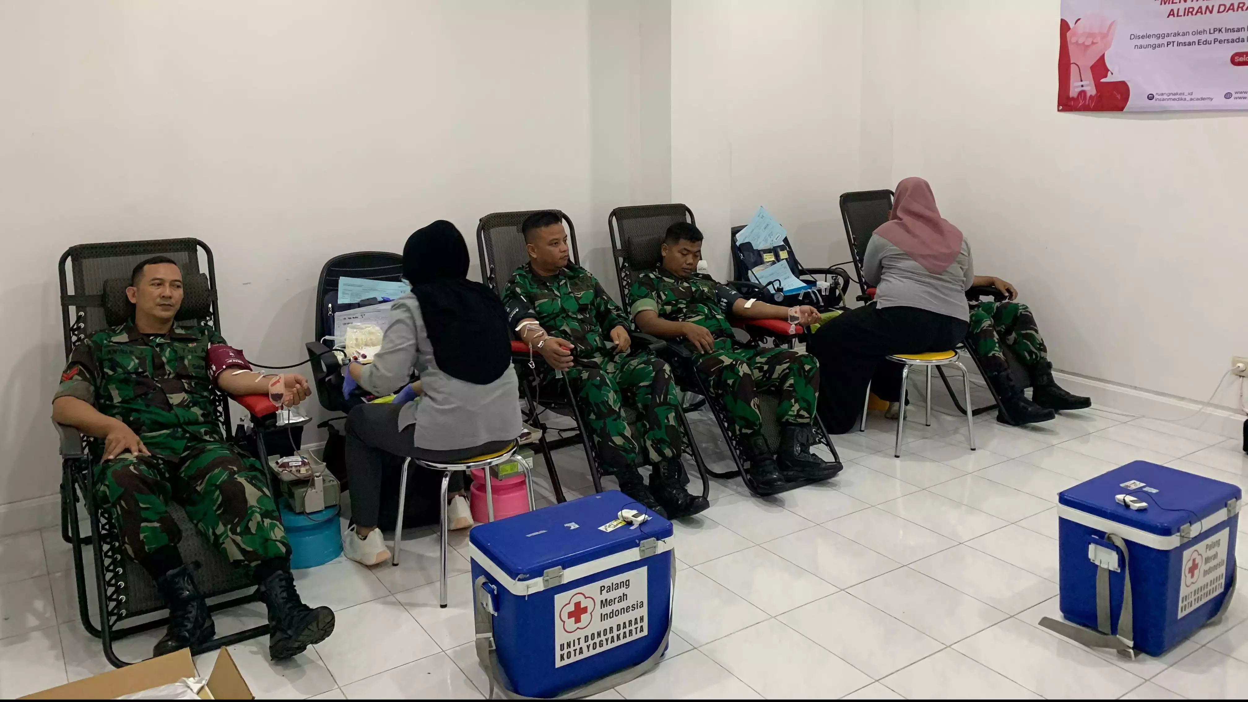 Insan Medika Academy Yogyakarta sukses menyelenggarakan kegiatan sosial pengabdian kepada masyarakat melalui Donor Darah, pemeriksaan kesehatan dan penyuluhan kesehatan.