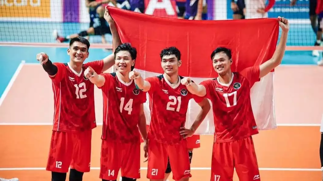 Rivan Nurmulki, Doni Haryono dan Farhan Halim di Timnas Voli Putri Indonesia