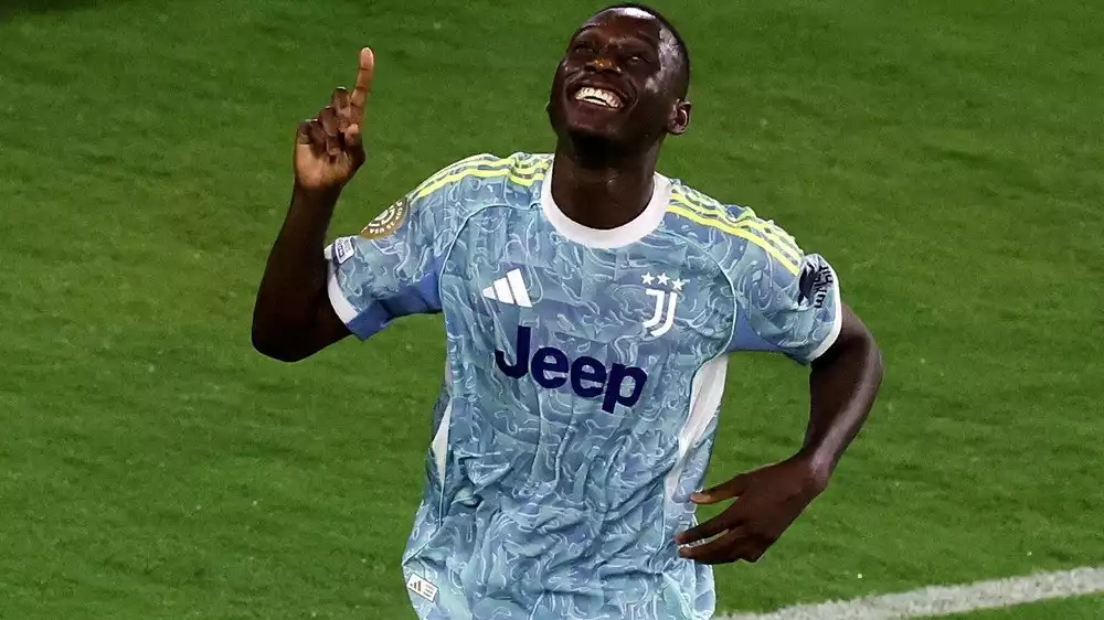 Randal Kolo Muani di Juventus