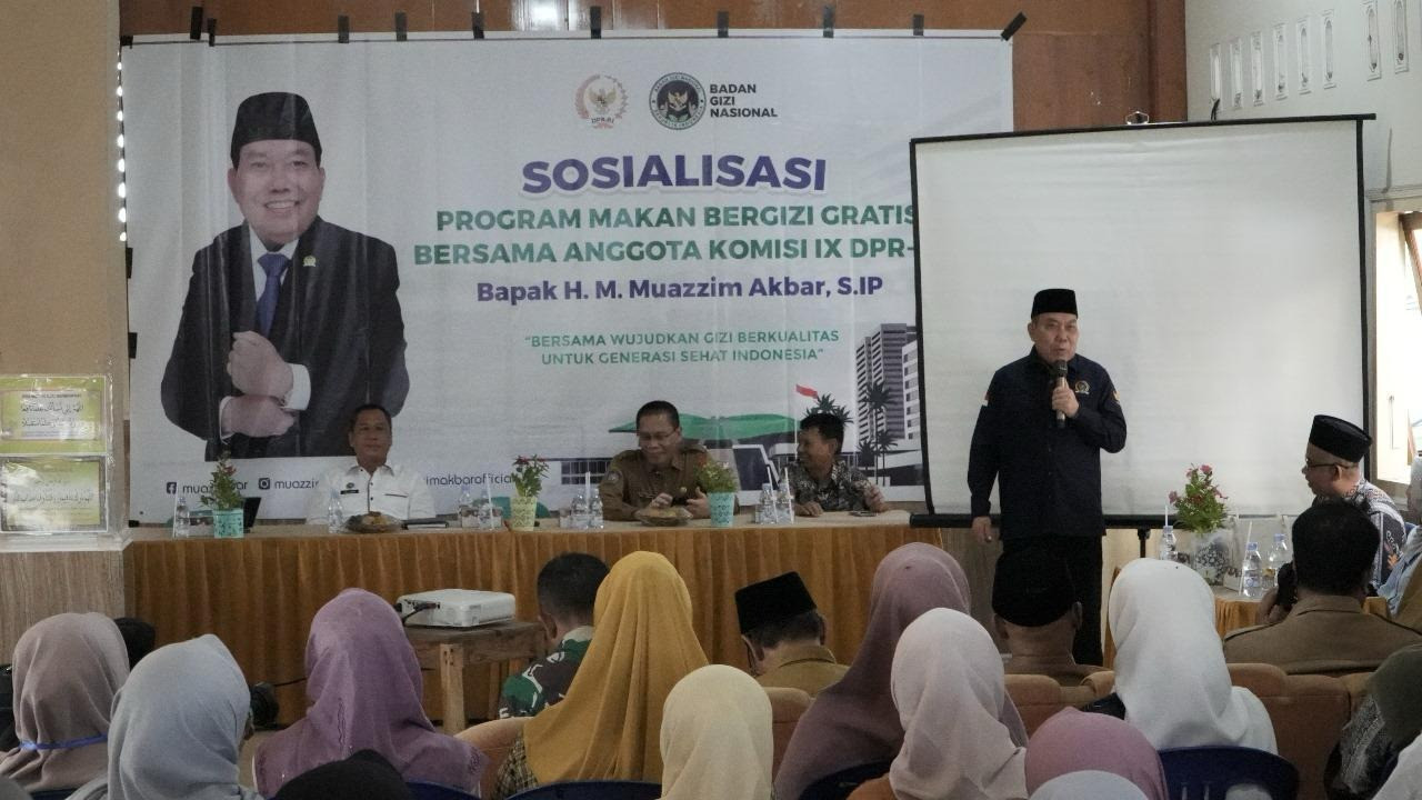 Legislator Ungkap Ada Dapur MBG yang Diisi Anggota Keluarga, Jumlahnya 47 Orang
            - galeri foto
