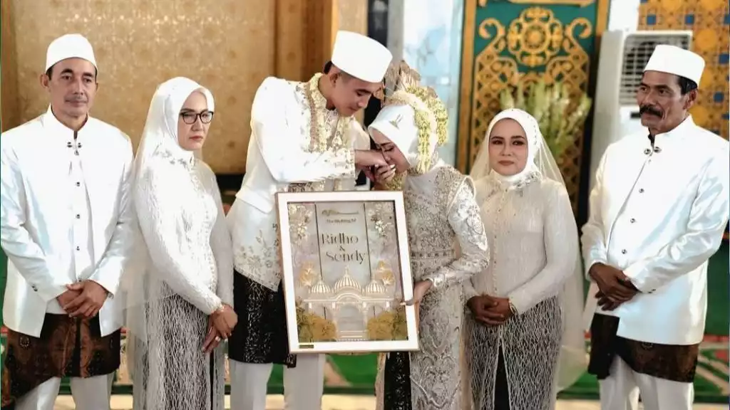Rizky Ridho resmi menikah dengan Sendy Aulia hari ini