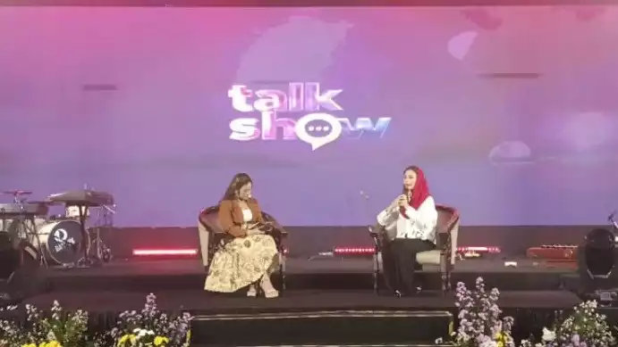 Ribuan guru di Trenggalek antusias mengikuti kegiatan Trenggalek Teacher Fest, yang digelar oleh Pemkab setempat.