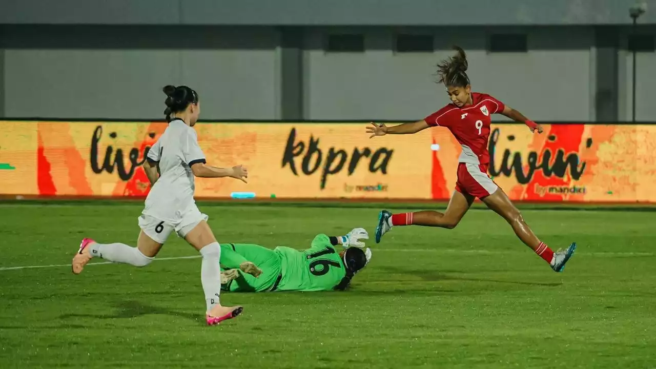 Penyerang Timnas Indonesia Putri, Claudia Scheunemann