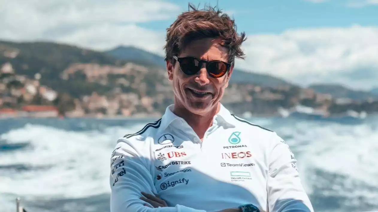 Kepala Tim Mercedes AMG, Toto Wolff