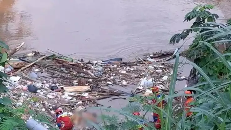 Misteri Mayat Tanpa Kepala Ditemukan di Kali Ciliwung, Organ Dalam Tubuhnya Tidak Lengkap