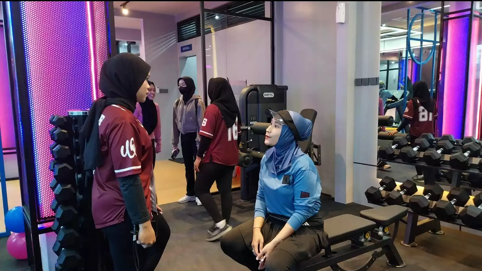 Tempat kebugaran atau gym kini menjadi destinasi olahraga yang menghadirkan privasi serta kenyamanan.