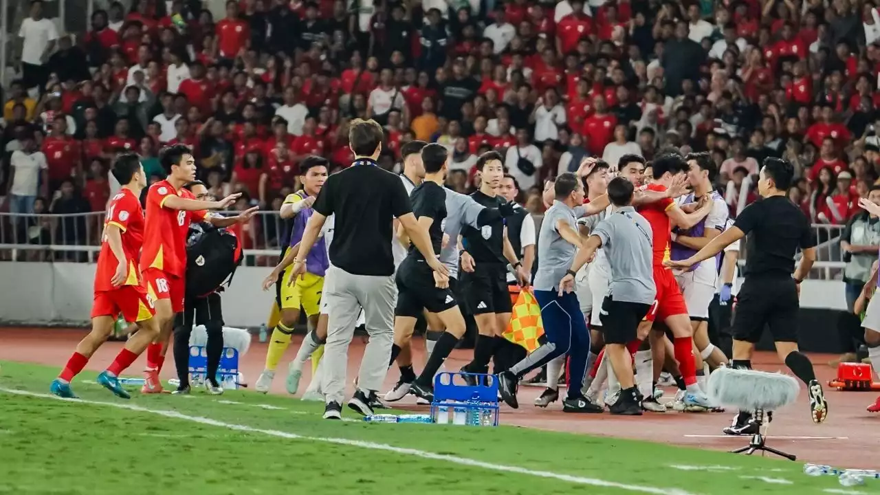 Keributan di Laga Timnas Indonesia U-23 Vs Vietnam U-23