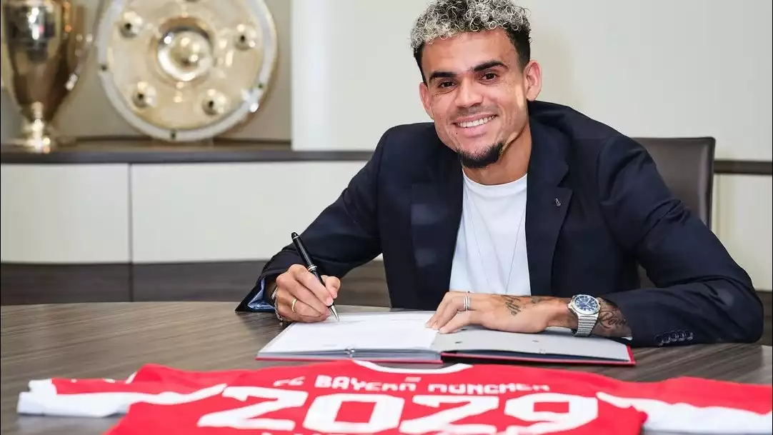 Bayern Munich resmi datangkan Luis Diaz dari Liverpool