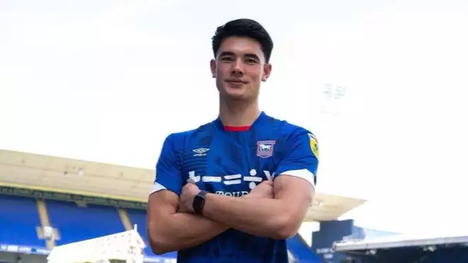 Elkan Baggott resmi masuk skuad Ipswich Town