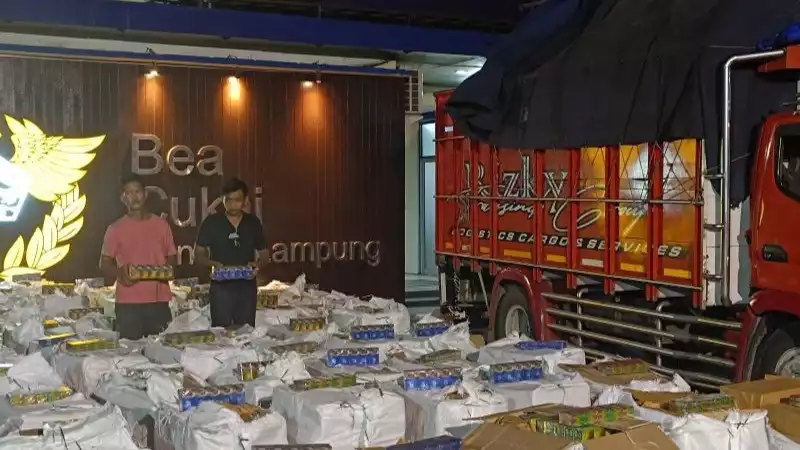 Rokok ilegal yang disita oleh Bea Cukai Bandarlampung. Senin (11/8/2025). (ANTARA/HO-Humas Bea Cukai)