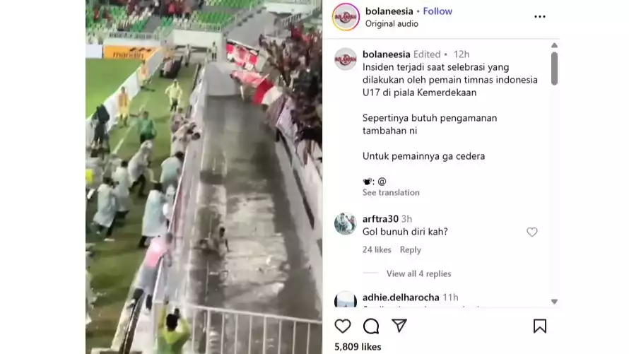 Pemain Timnas Indonesia U-17 Mierza Firjatullah terjatuh