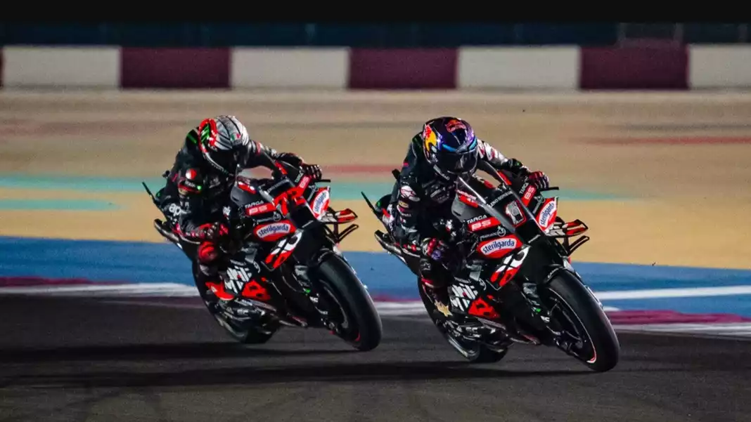 Dua pembalap Aprilia, Jorge Martin dan Marco Bezzecch di MotoGP 2025