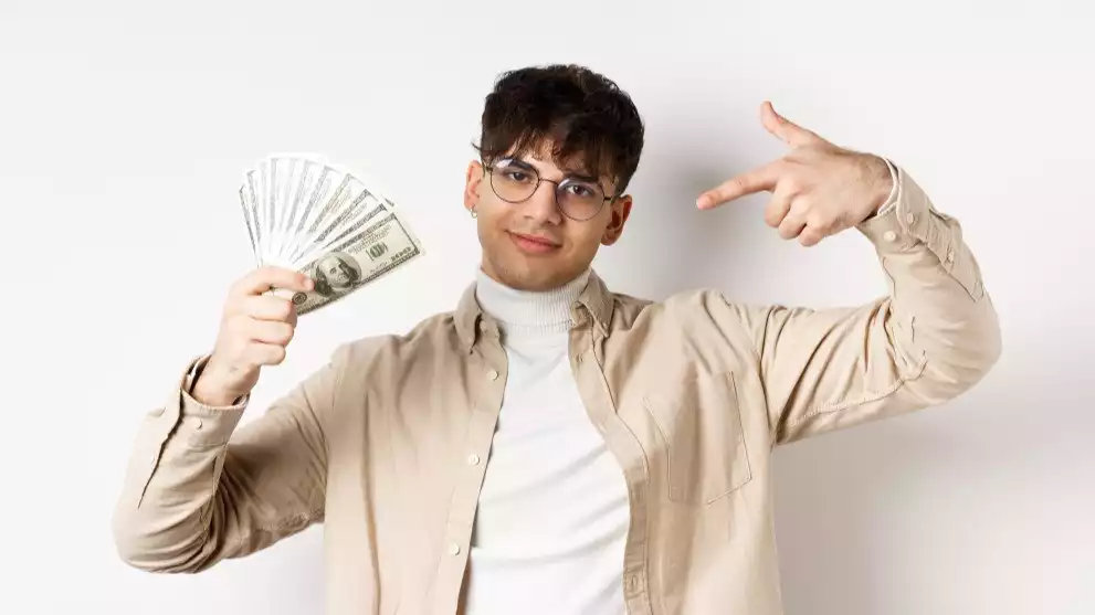 Ilustrasi laki-laki memegang uang