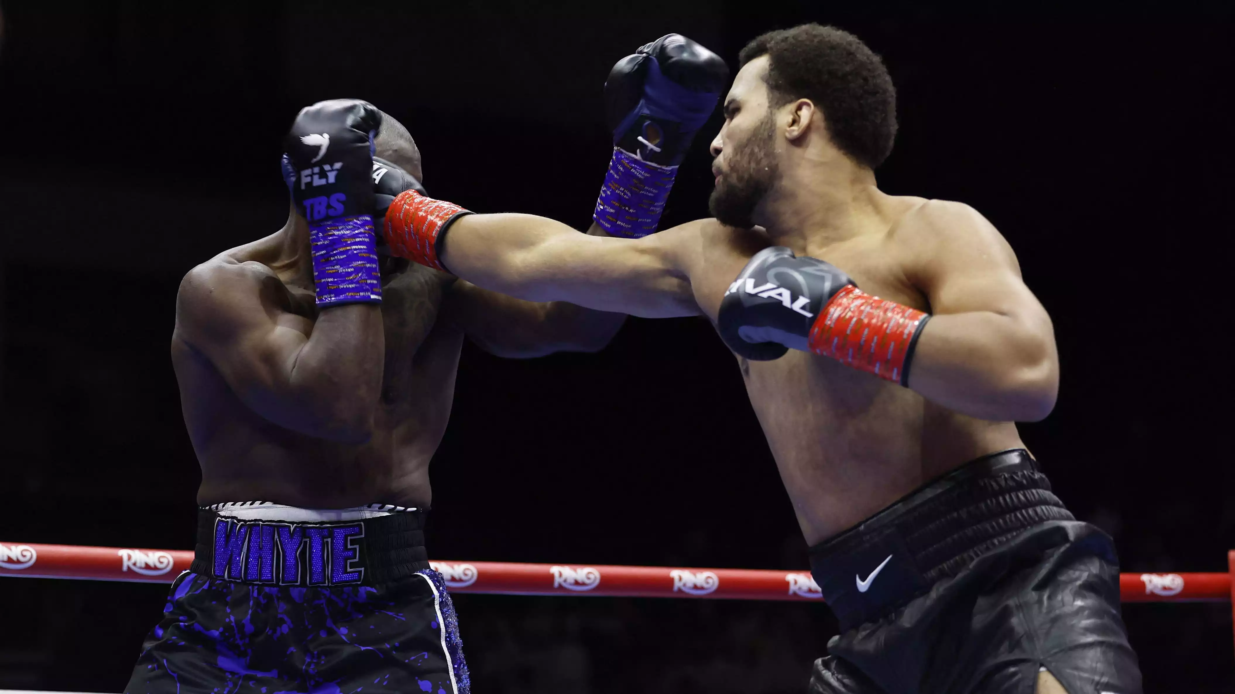 Dillian Whyte vs Moses Itauma dalam duel tinju dunia kelas berat.