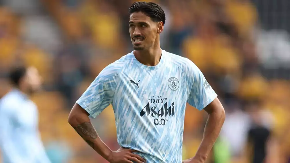 Pemain keturunan Indonesia Tijjani Reijnders di Manchester City