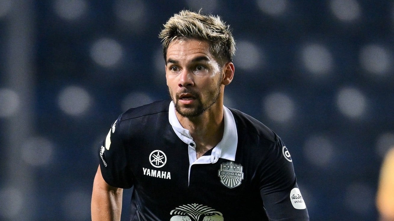 John Herdman Full Senyum, 3 Bintang Timnas Indonesia Tampil On Fire di Klubnya: Lemparan Maut Pratama Arhan Comeback
            - galeri foto